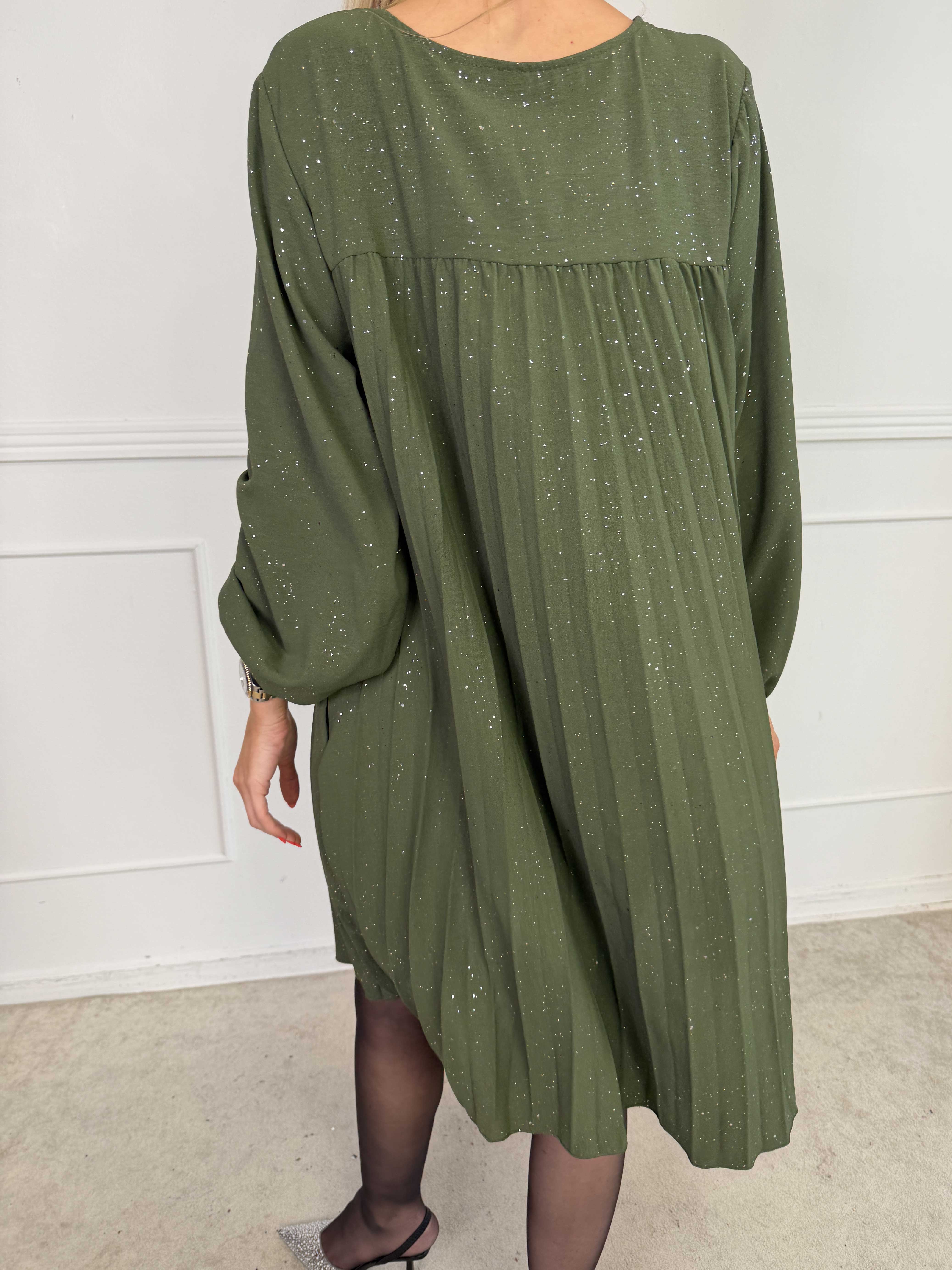 Nancy Glitter Short L/S - Plisserad klänning med fickor och glitter